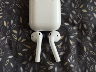 обменяю airpods 2 original foto 2