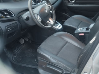 Renault Grand Scenic foto 4