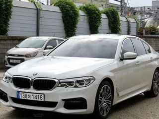 BMW 5 Series foto 1