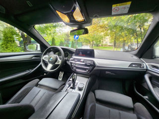 BMW 5 Series foto 12