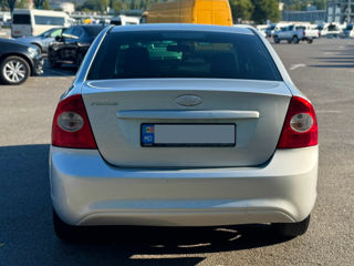 Ford Focus foto 6