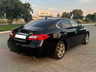 Infiniti M foto 4