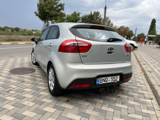 KIA Rio foto 4