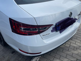 Skoda Superb foto 4