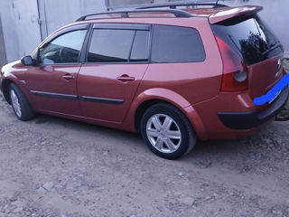 Renault Megane foto 2