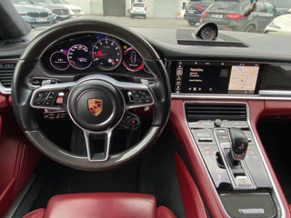 Porsche Panamera foto 8