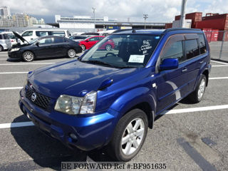 Nissan X-Trail foto 1