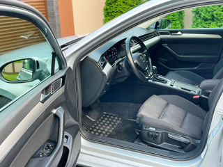 Volkswagen Passat foto 9