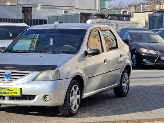 Dacia Logan foto 3