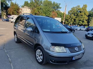 Volkswagen Sharan foto 4