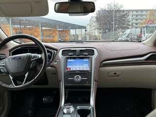 Ford Fusion foto 6