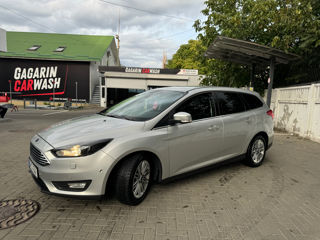 Ford Focus foto 1