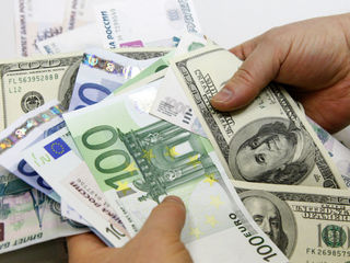 Bani, la % procente, credite - pentru persoane fizice de la 2 000 euro până la 25 000 euro. Perioada foto 1