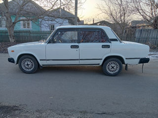 Lada / ВАЗ 2105 foto 3