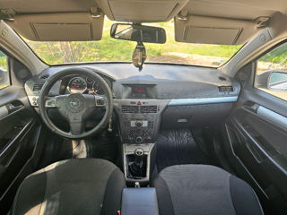 Opel Astra foto 7