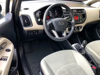 KIA Rio foto 5