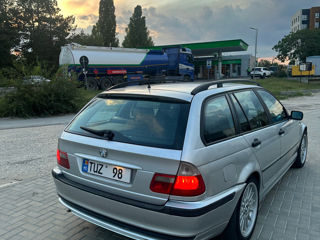 BMW 3 Series foto 8