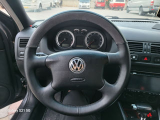 Volkswagen Jetta foto 6