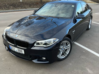 BMW 5 Series foto 6