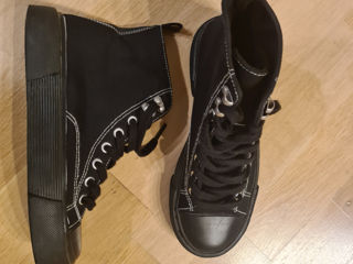 Ghete Converse, pantofi Reserved si altele foto 6