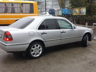 Mercedes C Class foto 1