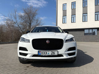Jaguar F-PACE, 2017 г.