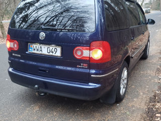 Volkswagen Sharan foto 7