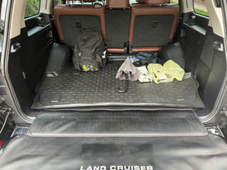 Toyota Land Cruiser foto 5