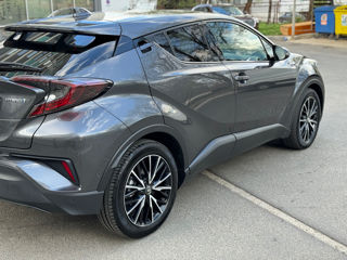 Toyota C-HR foto 5