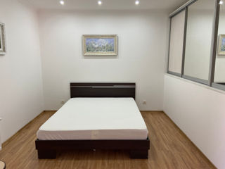 Apartament cu 2 camere, 56 m², Râșcani, Chișinău foto 3