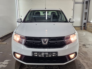 Dacia Logan foto 2