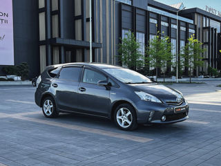 Toyota Prius + foto 2