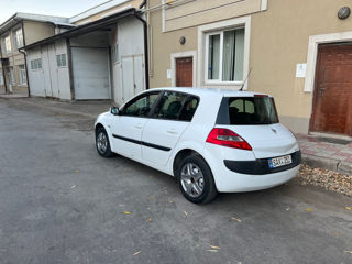 Renault Megane foto 3