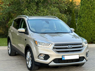 Ford Kuga foto 3