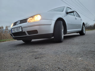 Volkswagen Golf foto 4