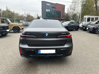 BMW 7 Series foto 5