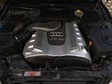 Audi S8 foto 8