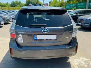 Toyota Prius + foto 7