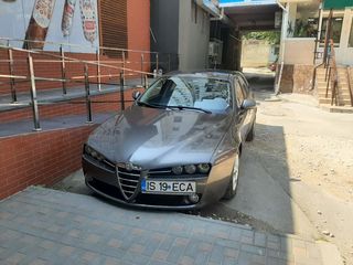 Alfa Romeo 159 foto 3