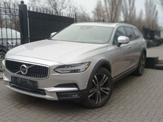 Volvo V90 Cross Country