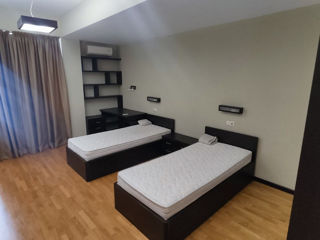 Apartament cu 2 camere, 130 m², Centru, Chișinău foto 9