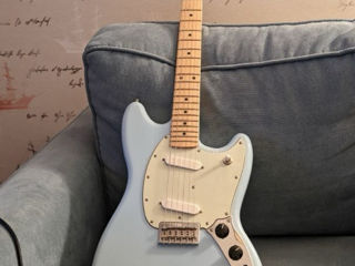 Fender Mustang