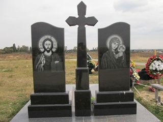 Monumente- памятники  по всей стране! foto 2