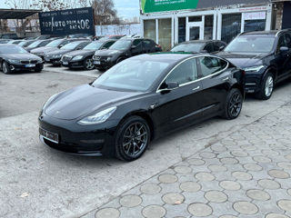 Tesla Model 3 foto 4