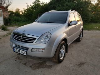 Ssangyong Rexton foto 1