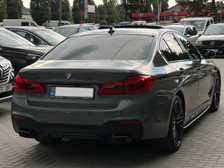 BMW 5 Series foto 3