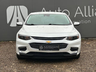 Chevrolet Malibu foto 2