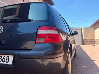 Volkswagen Golf foto 2