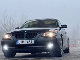 BMW 5 Series foto 18