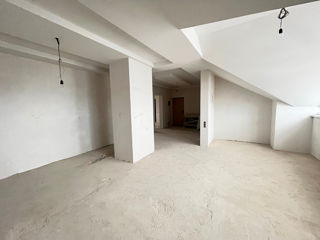 Apartament cu 3 camere, 164 m², Durlești, Chișinău foto 3